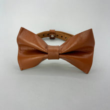 Load image into Gallery viewer, Fine Leather Bowtie
