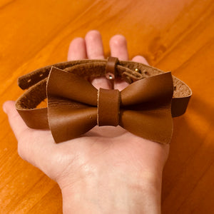 Junior Straight Cut Leather Bowtie